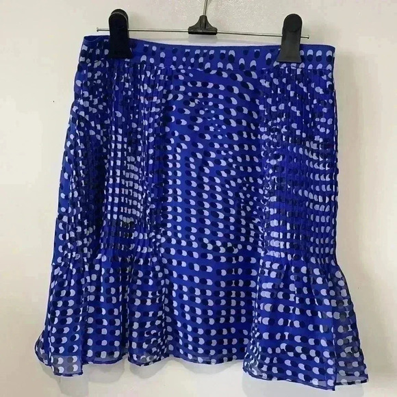 BNWT  REISS Women’s ELLIE-SPOT PRINT FLIPPY SKIRT size 4 - Picture 3 of 5